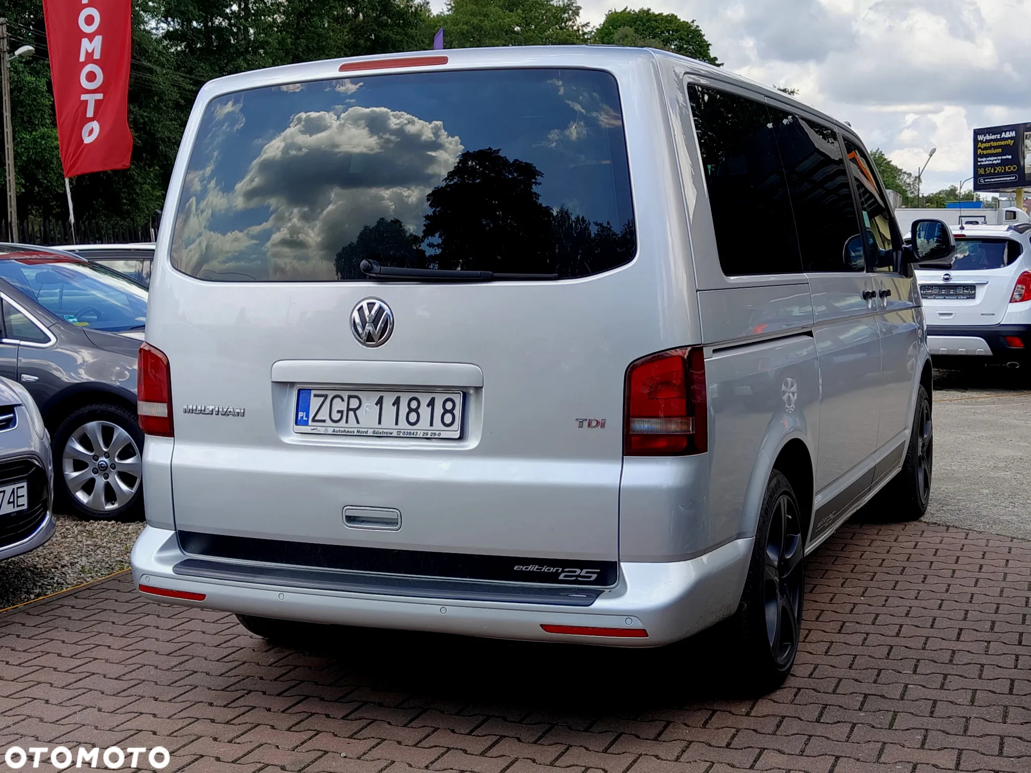 Volkswagen Multivan BiTDI L1 Edition 25 - 8