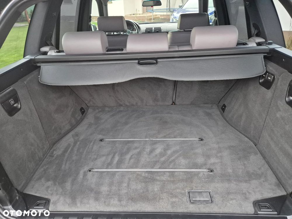 BMW X5 4.4i - 39