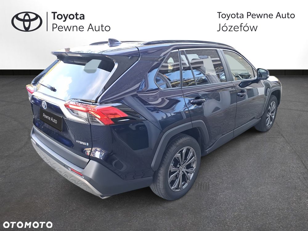 Toyota RAV4 - 4