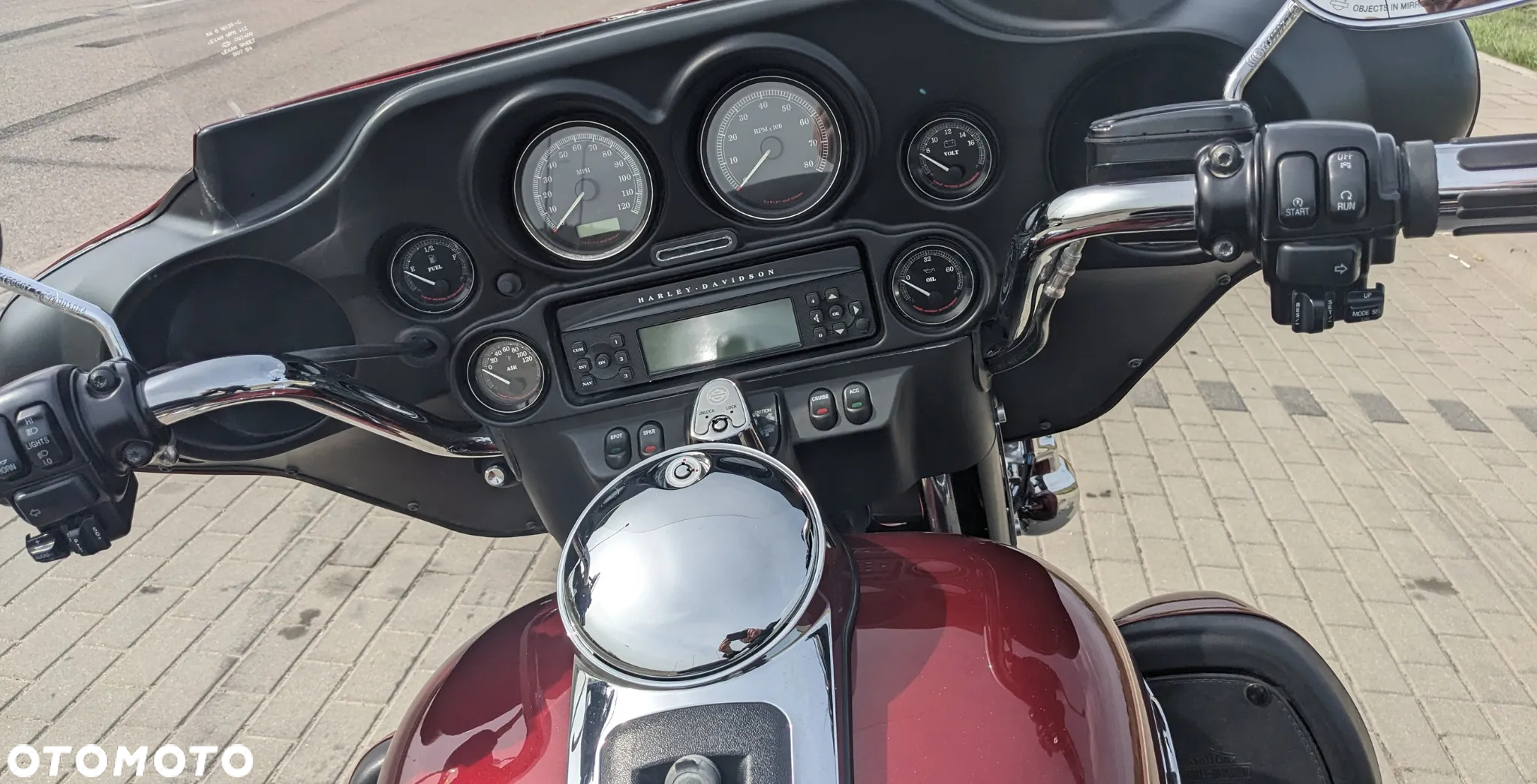 Harley-Davidson FLHTCU Ultra - 11