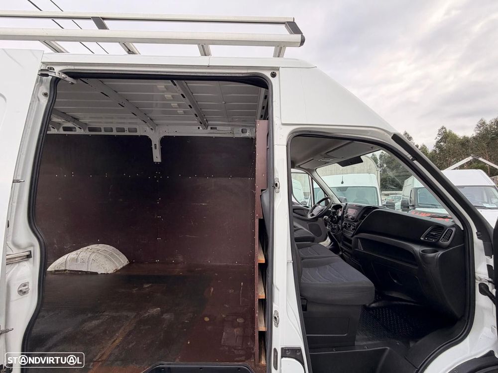 Iveco Daily 35-180 - 3.0 Rodado Duplo - 11