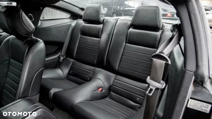 Ford Mustang 3.7 V6 - 6