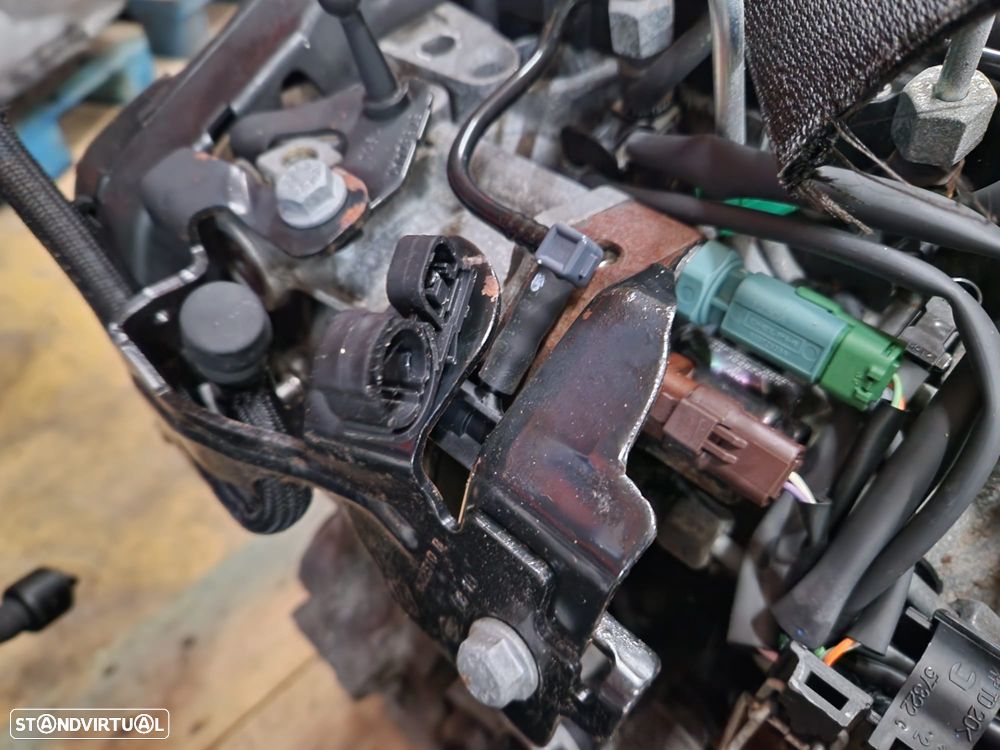 Motor usado K9K766 RENAULT CLIO III 3 1.5 DCI 86CV DELPHI - 6