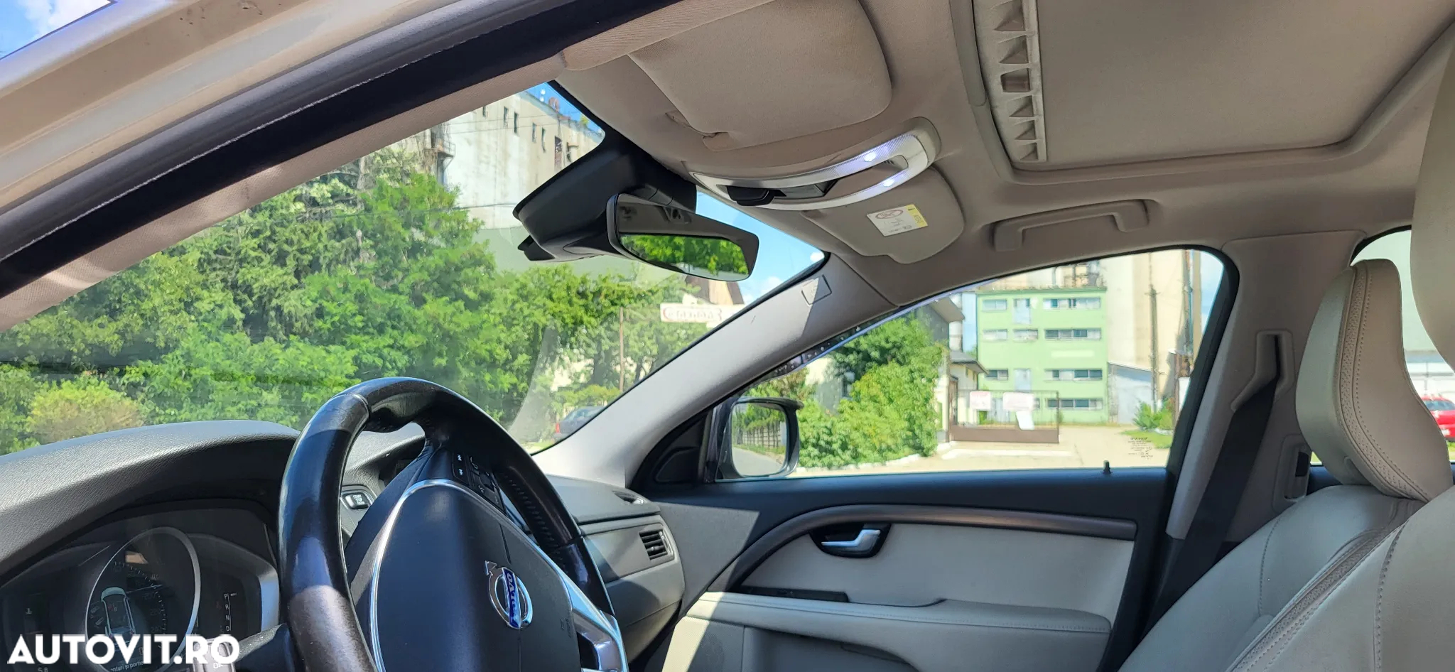 Volvo XC 70 D4 Geartronic Momentum - 13