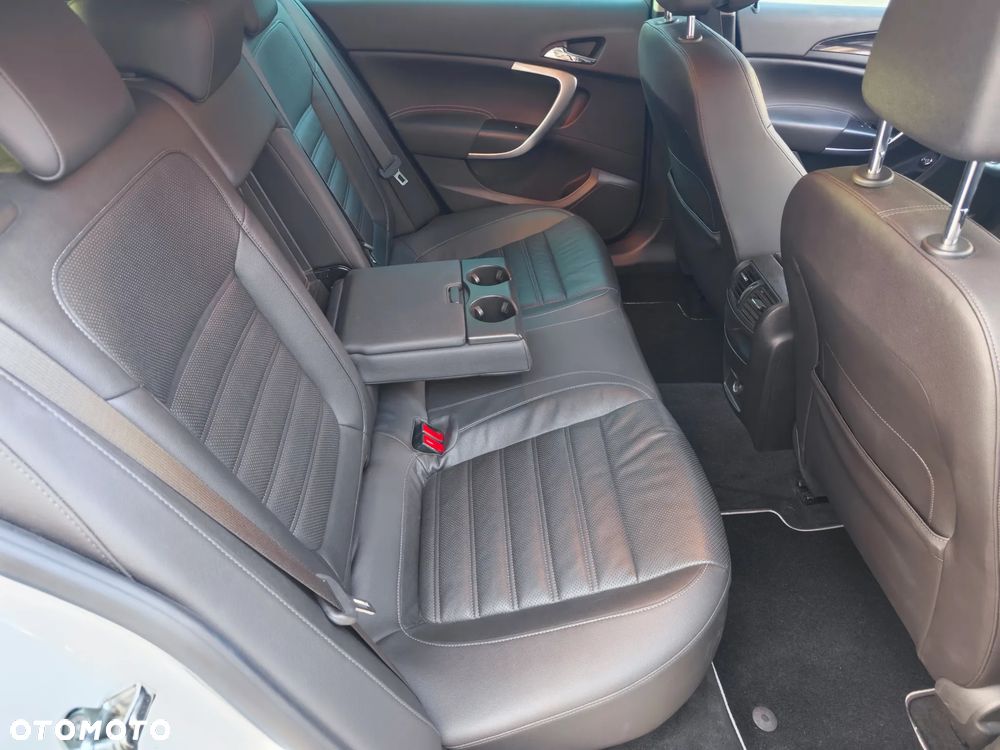 Opel Insignia 2.0 Exclusive - 26