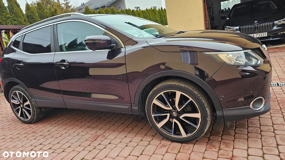Nissan Qashqai 1.2 DIG-T Xtronic TEKNA - 4
