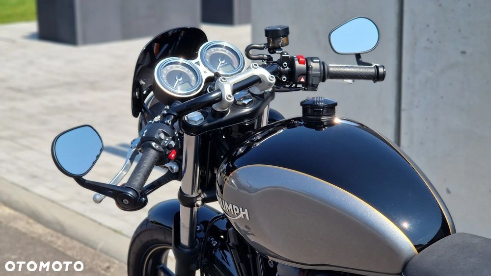 Triumph Speed Twin - 14