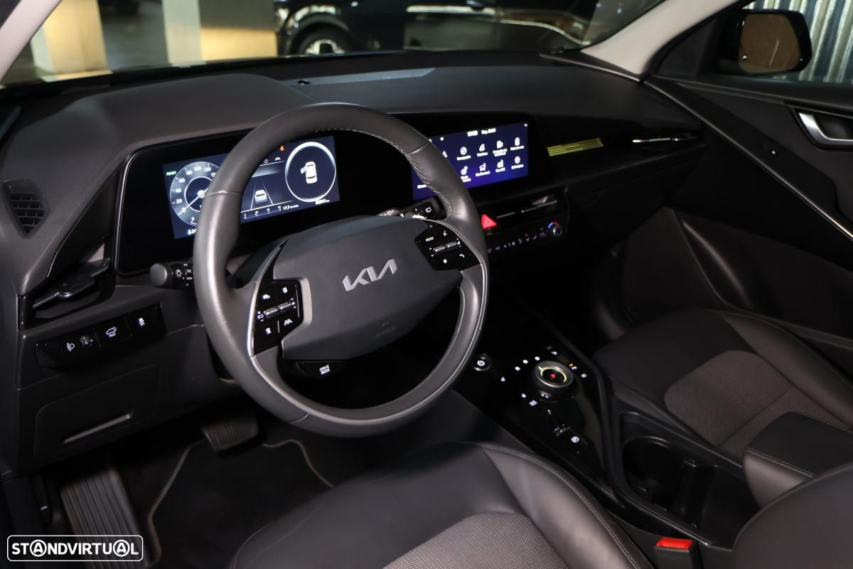 Kia Niro EV 64kWh Drive - 17
