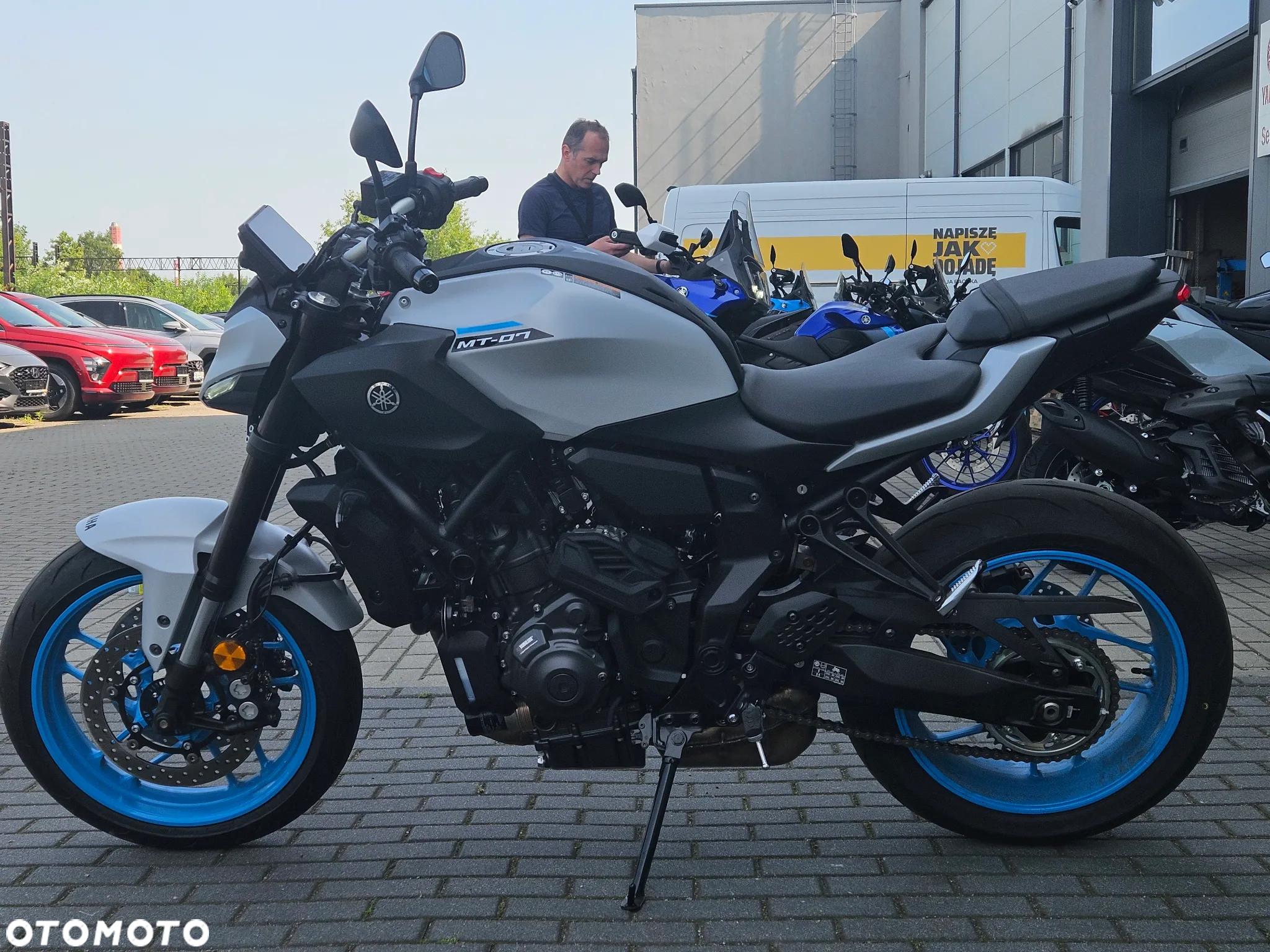 Yamaha MT - 7