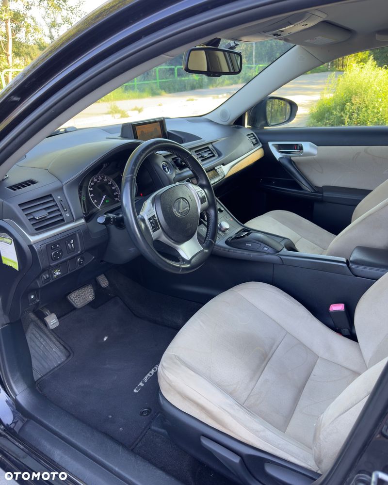 Lexus CT 200h Classic - 12