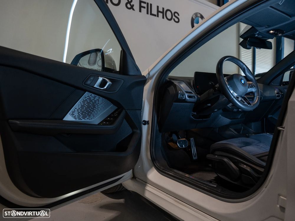 BMW 116 Pack Desportivo M - 17