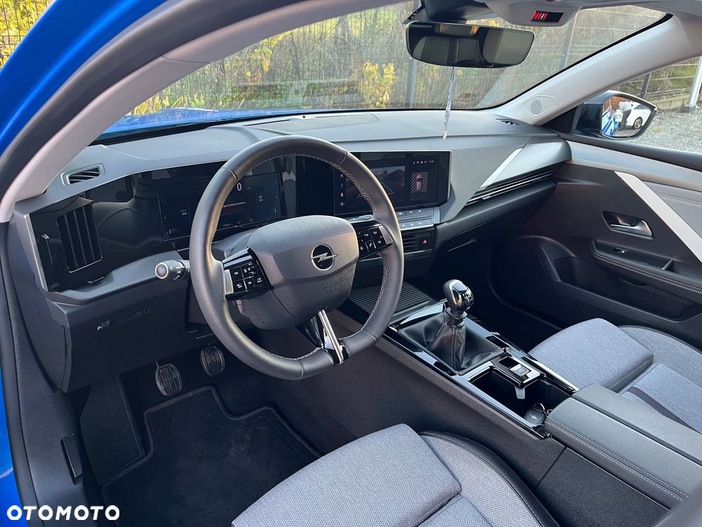 Opel Astra 1.2 Turbo Business Edition - 15