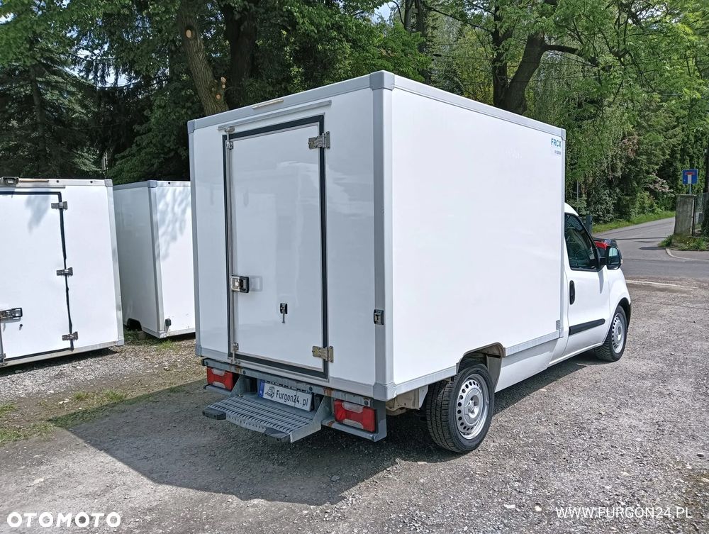 Fiat DOBLO KONTENER IZOTERMA NR 855 3 OSOBOWY!!! - 4