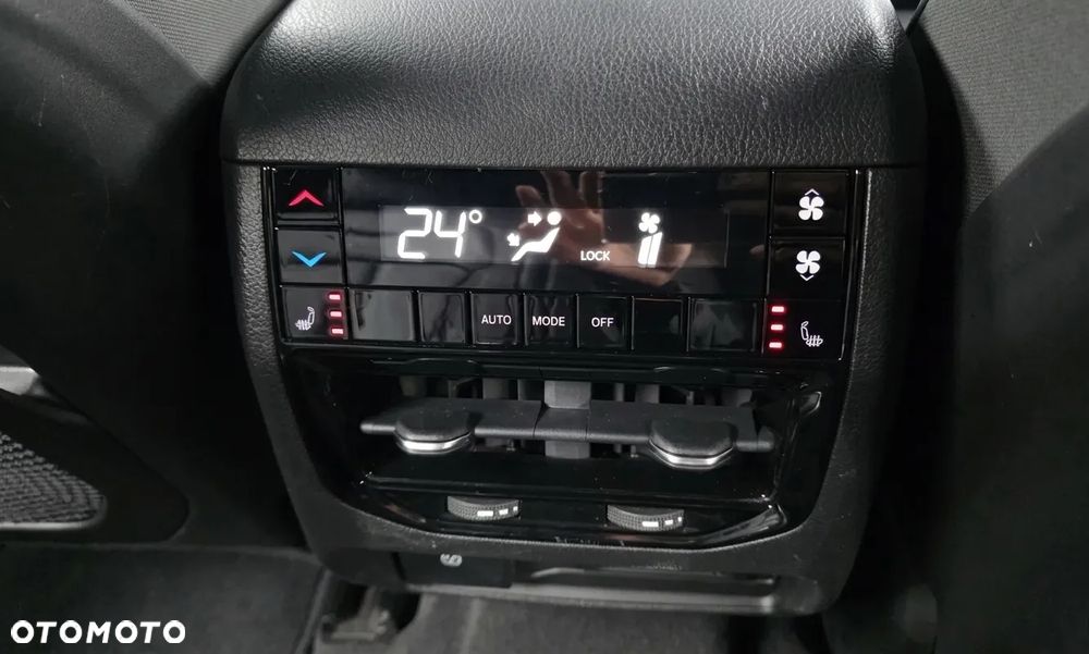 Jeep Grand Cherokee 3.6 V6 Summit - 13