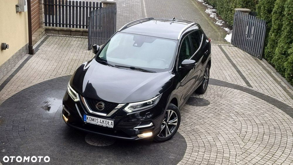 Nissan Qashqai - 25