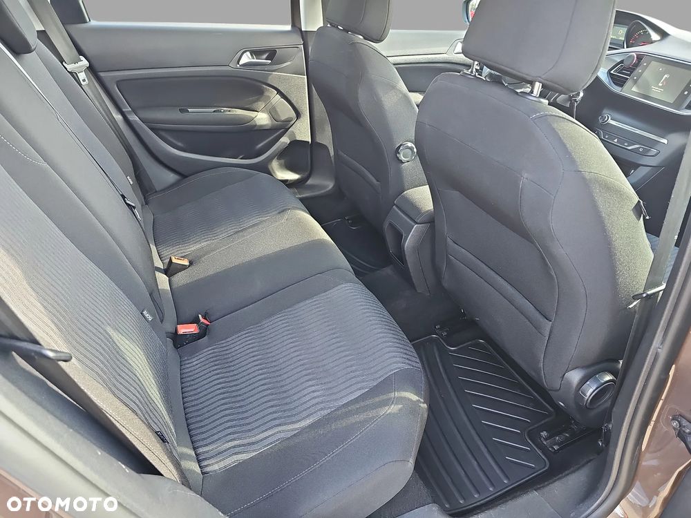 Peugeot 308 1.6 HDi Access - 13