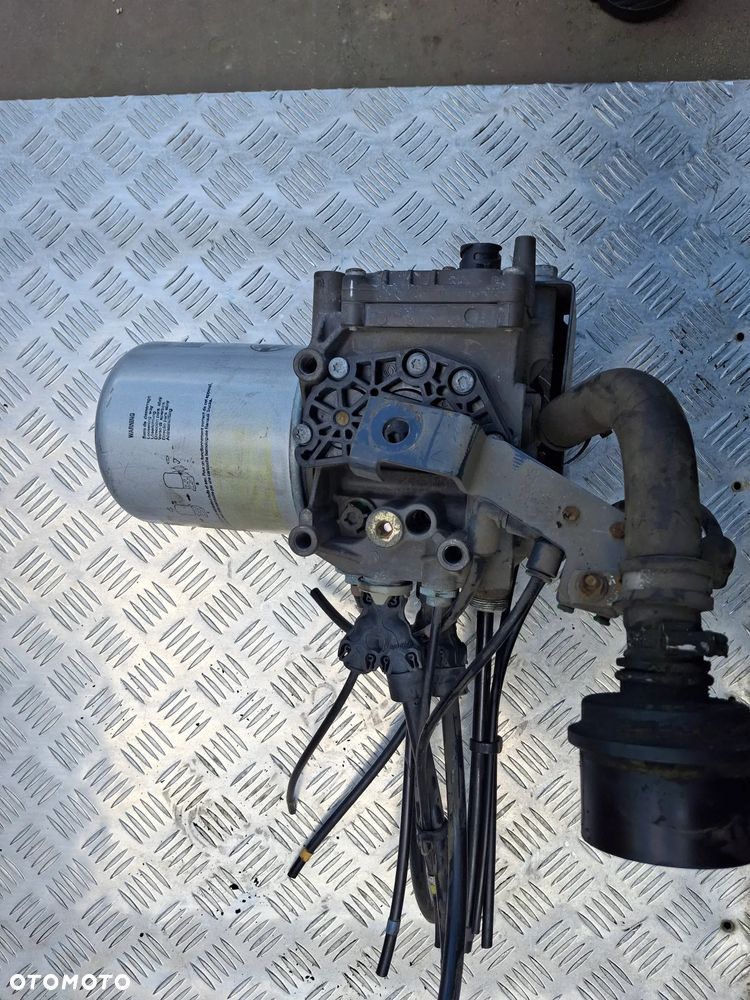 PODSTAWA  OSUSZACZA APM VOLVO FL FE RENAULT GAMA D.C  EURO 6 - 4