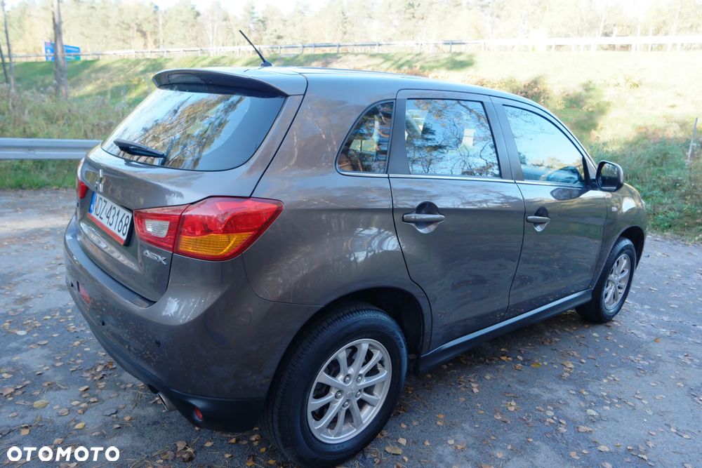 Mitsubishi ASX - 6