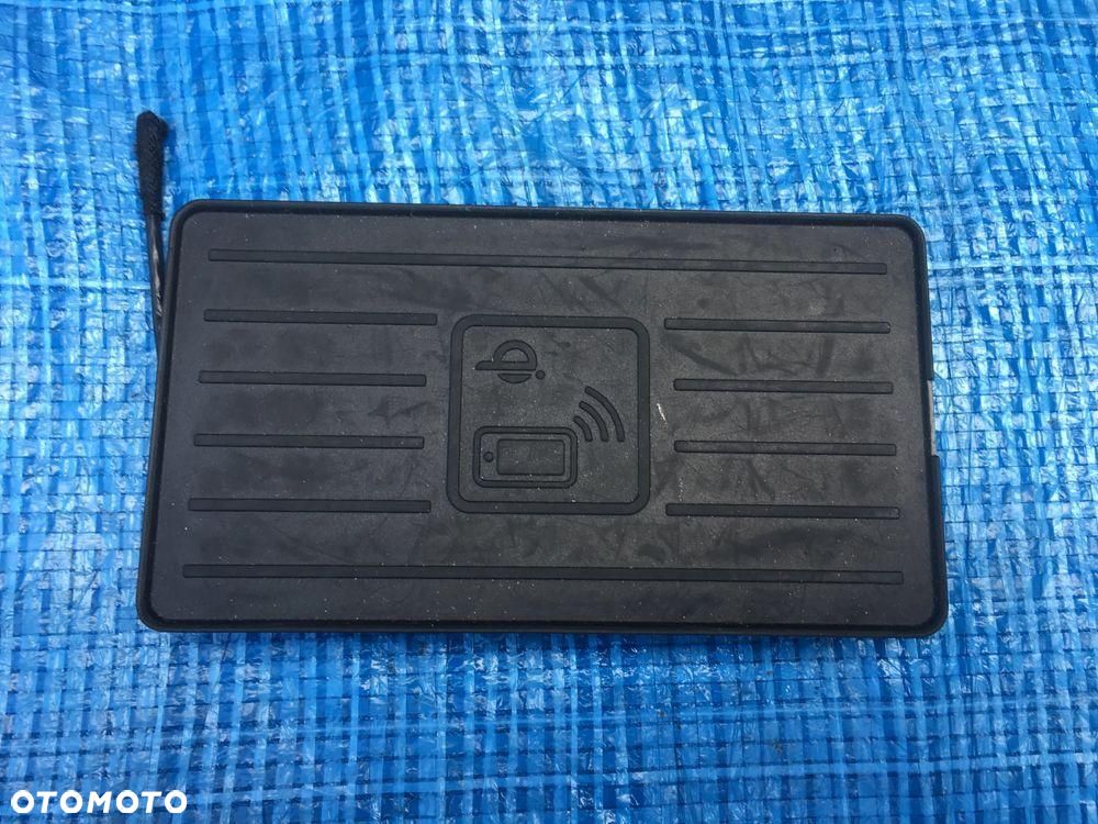 Audi Q7 4M Ładowarka Indukcyjna Indukcja Schowek 4M0035502A - 2