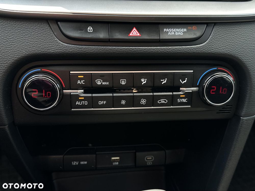 Kia Ceed 1.5 T-GDI M DCT - 14