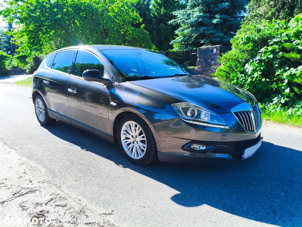 Lancia Delta 1.6 MJ Gold - 1