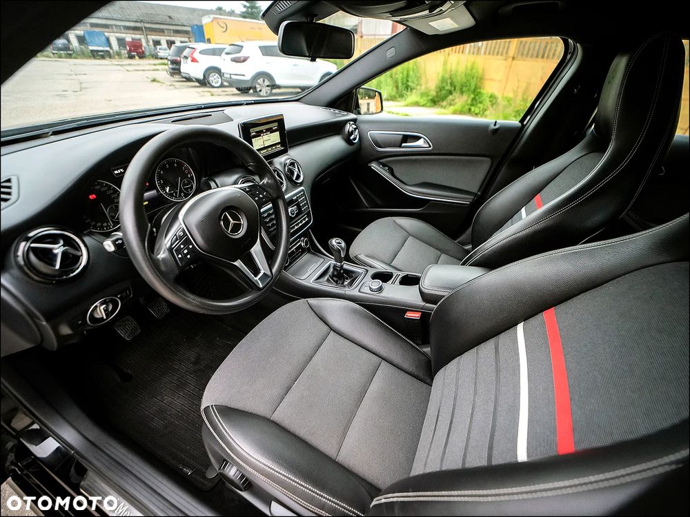 Mercedes-Benz Klasa A 180 (BlueEFFICIENCY) Urban - 14