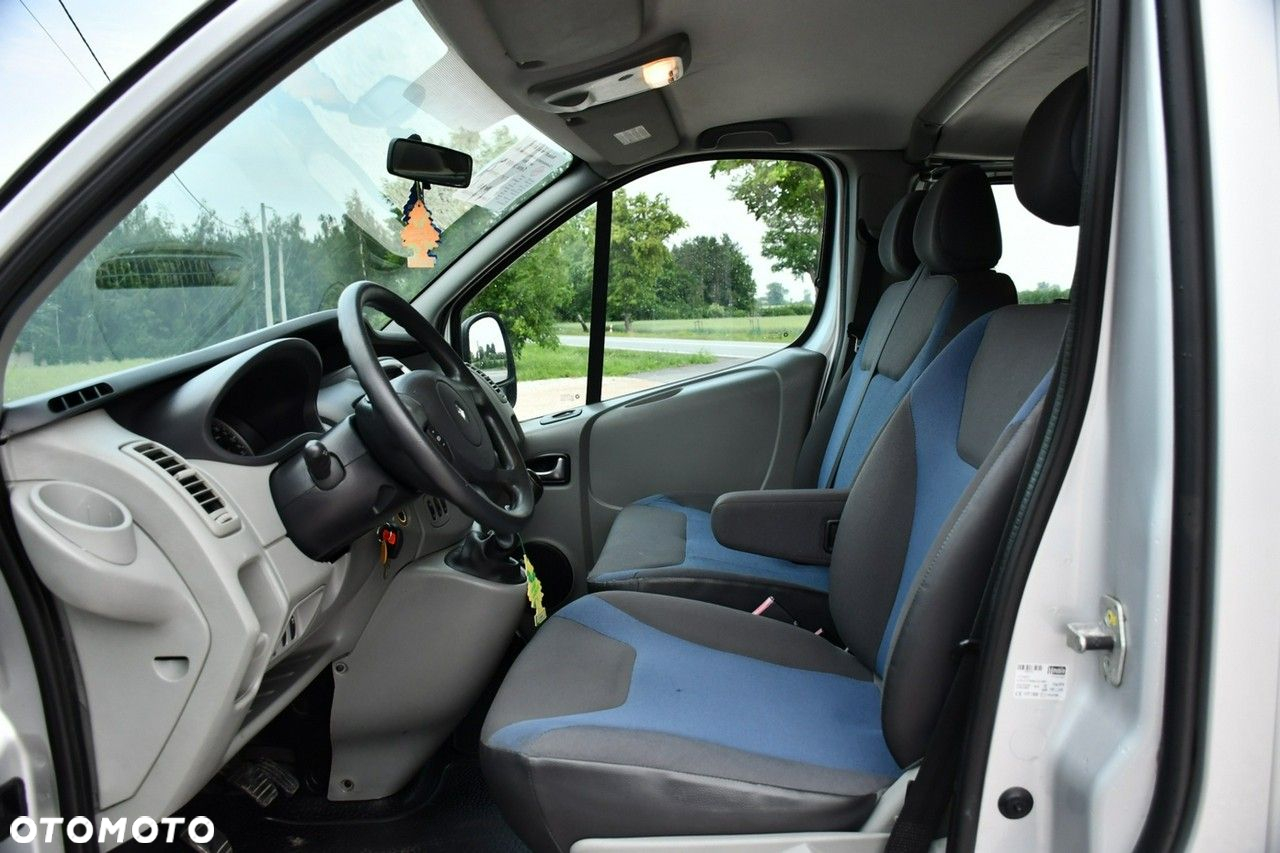 Renault Trafic - 28