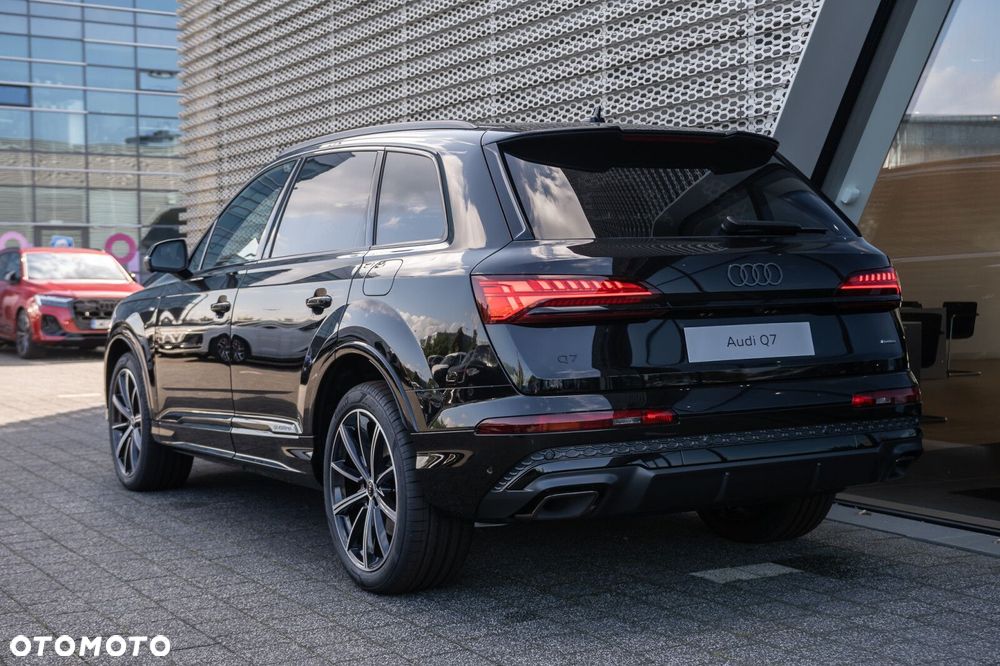 Audi Q7 60 TFSI e PHEV Quattro S Line Tiptr - 4