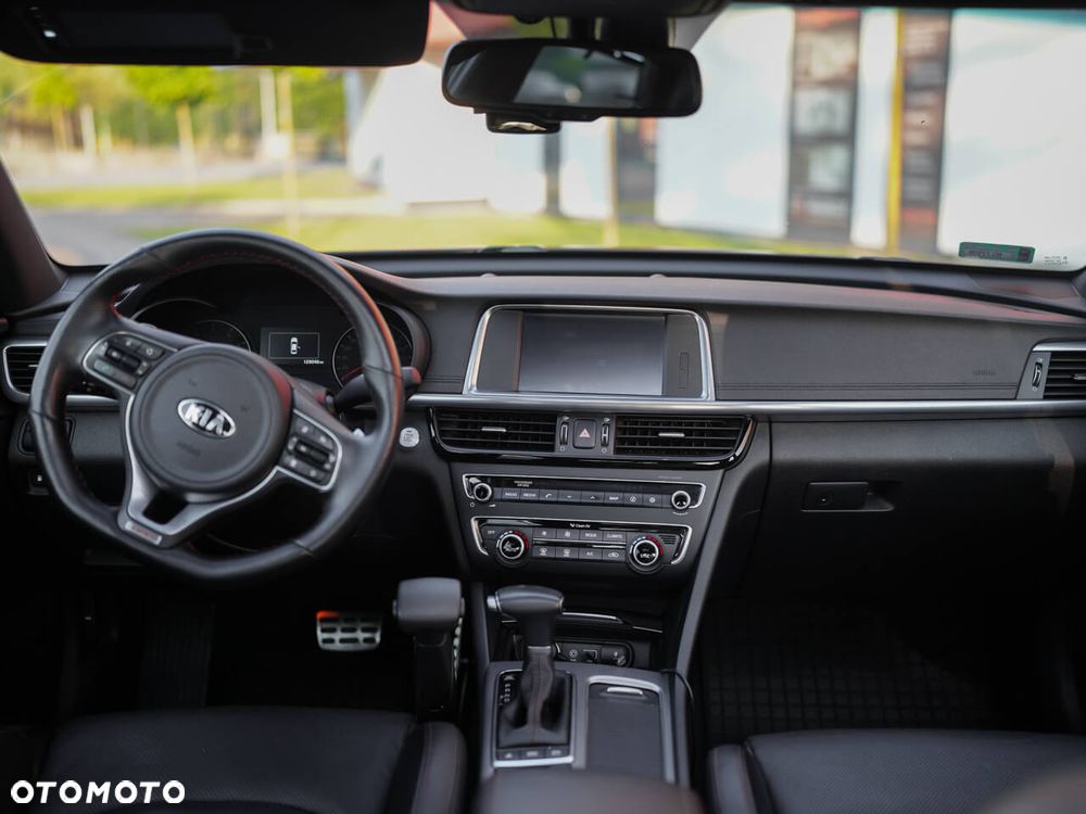 Kia Optima - 20