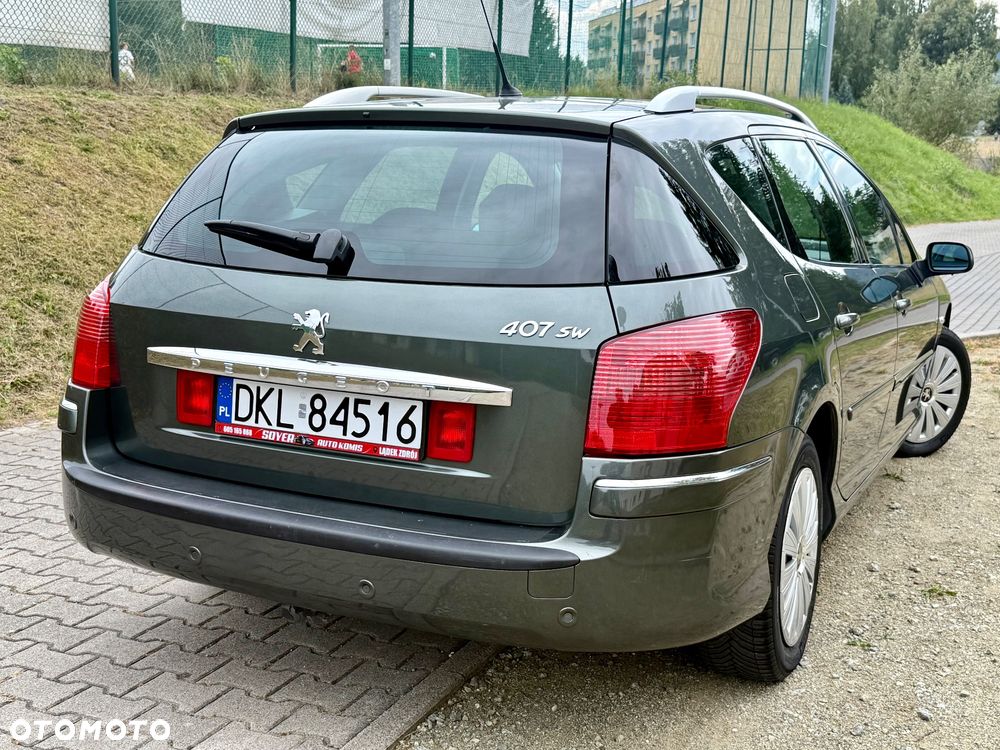 Peugeot 407 SW 140 Premium - 24