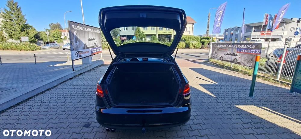 Audi A3 Sportback 2.0 TDI design - 8