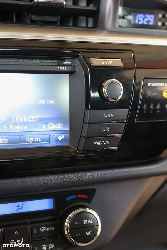 Toyota Corolla - 23