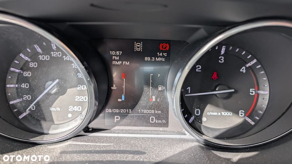 Land Rover Discovery Sport - 13