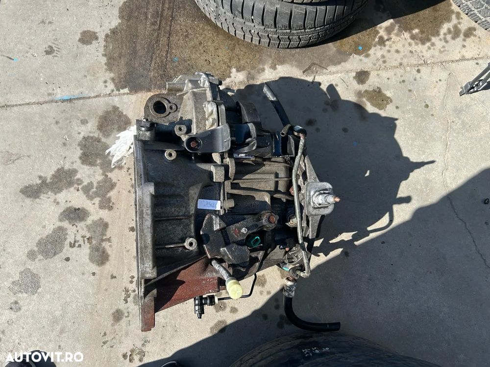 Cutie viteze Renault trafic 1.6 bi-turbo - 1