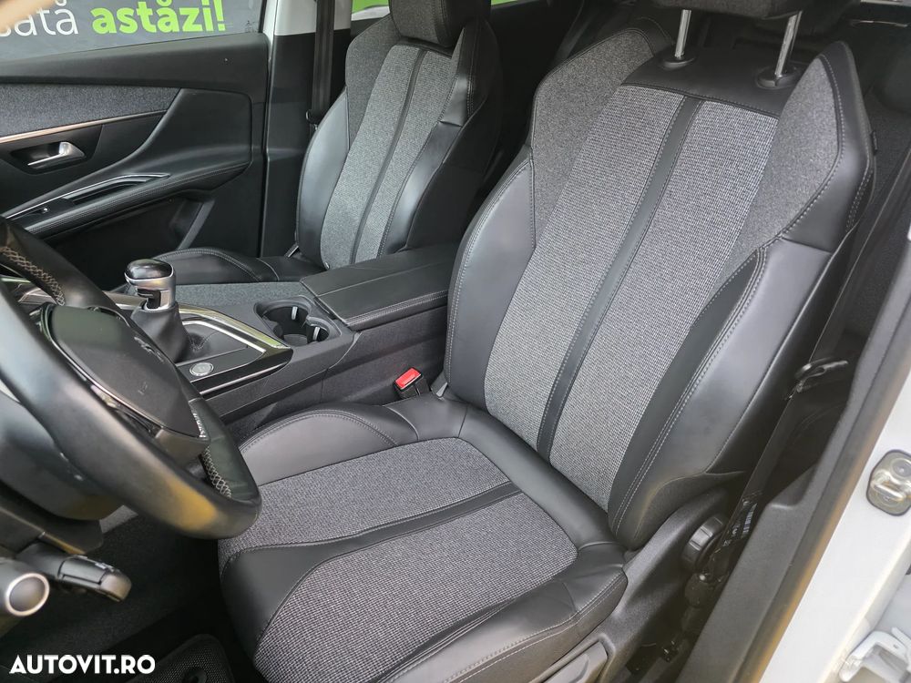 Peugeot 3008 1.2 PureTech S&S BVM6 Allure - 10