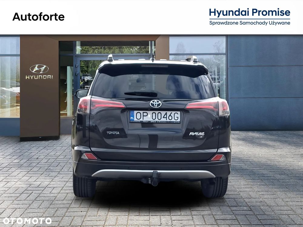 Toyota RAV4 2.0 D-4D Premium 4x2 - 4