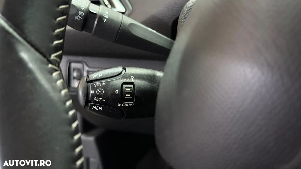 Peugeot 308 - 22