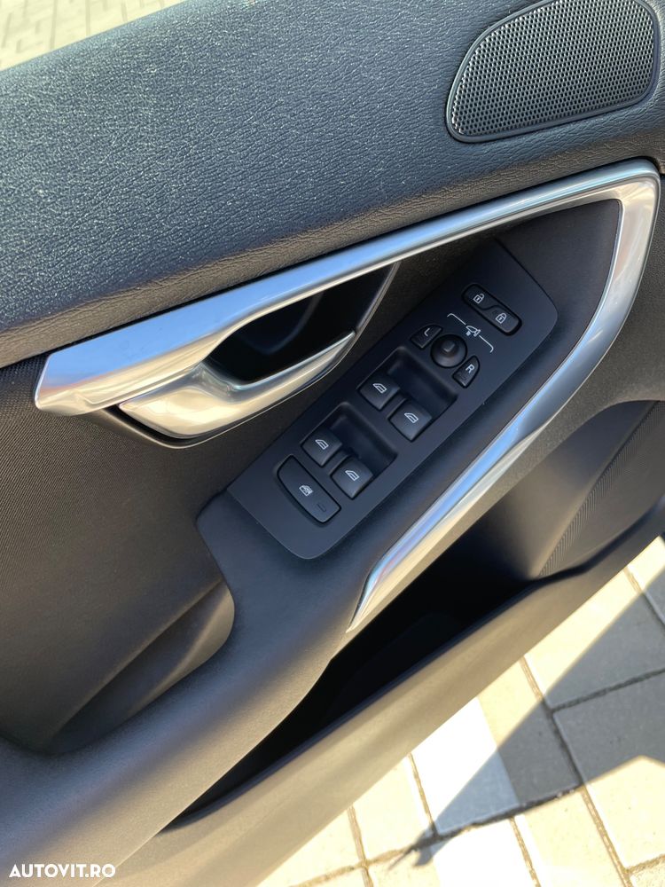 Volvo V40 - 11
