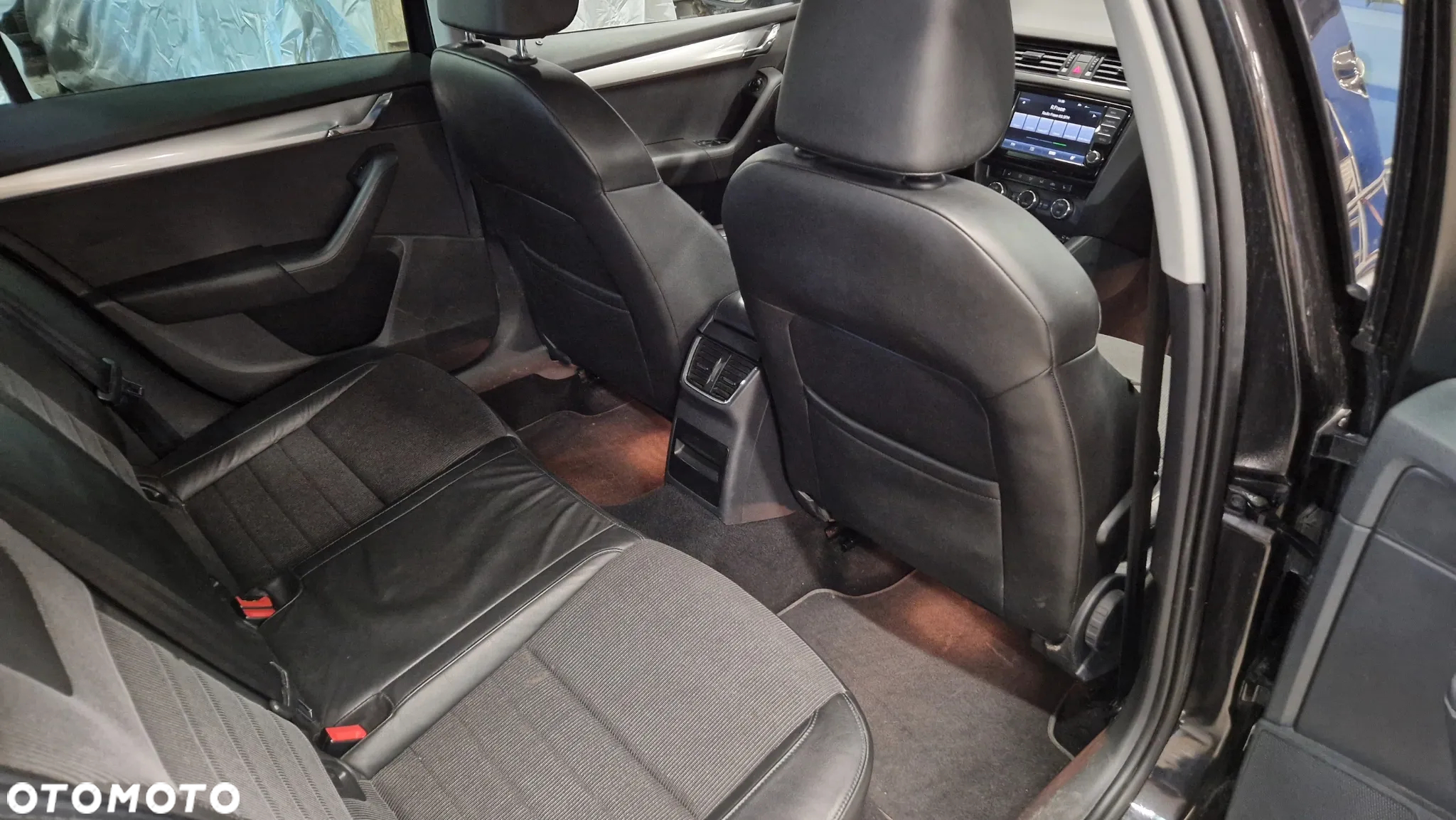 Skoda Octavia Combi 1.8 TSI 4x4 DSG Style - 7