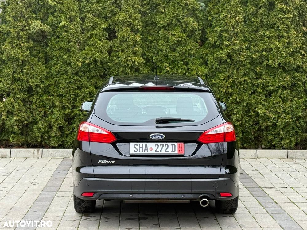 Ford Focus 2.0 TDCI DPF Titanium - 12