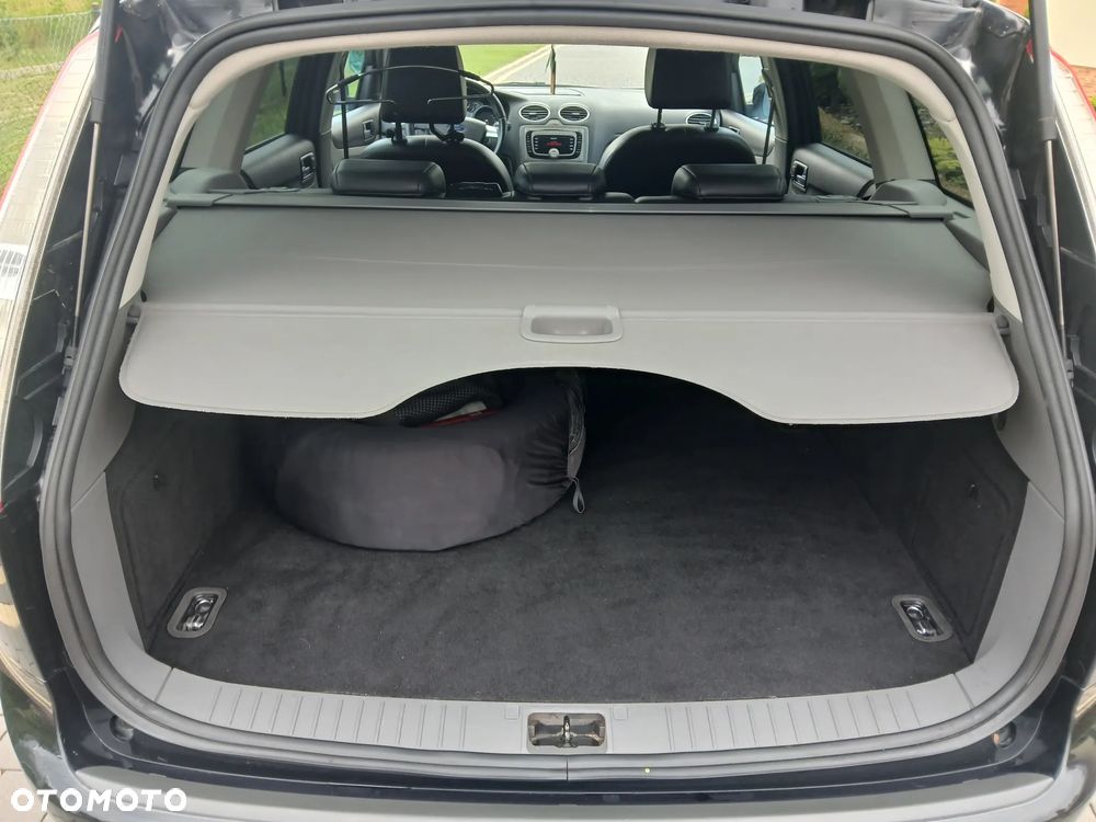 Ford Focus 1.8 FF Gold X - 22