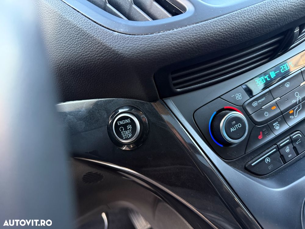 Ford Kuga 2.0 TDCi 4x4 Aut. Titanium - 15