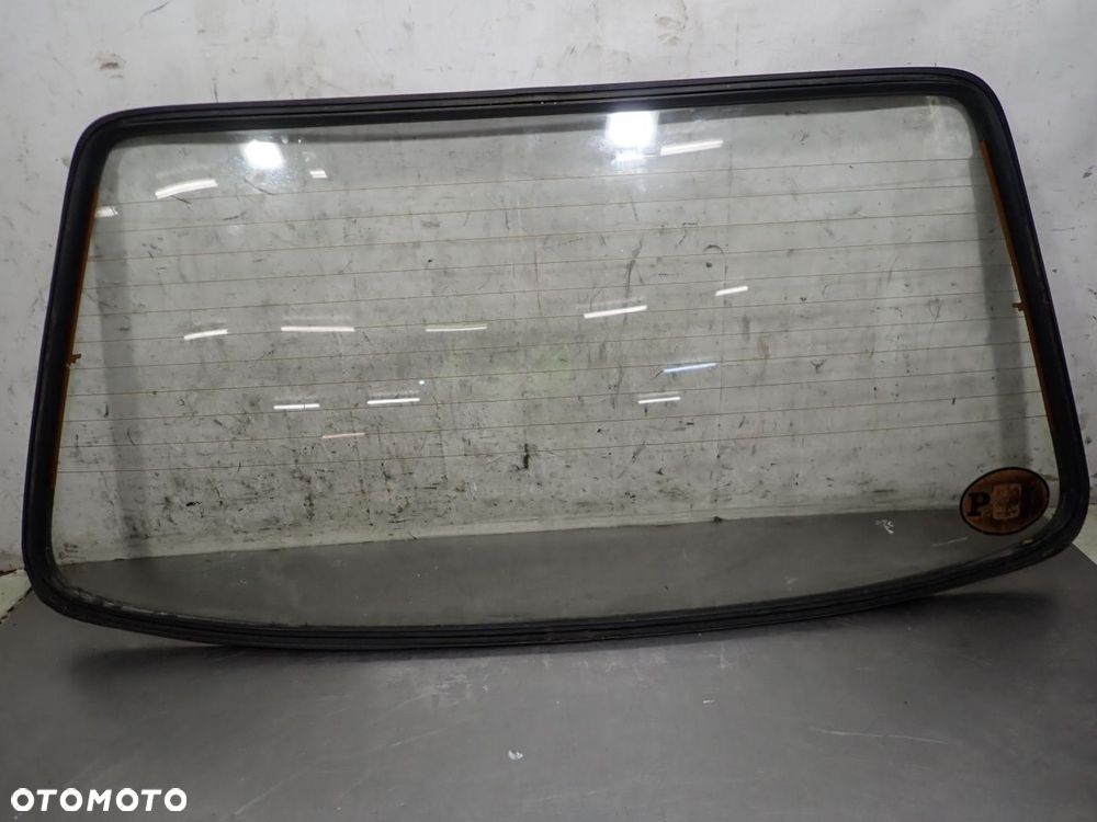 SZYBA TYLNA AUDI 80 B2 - 1