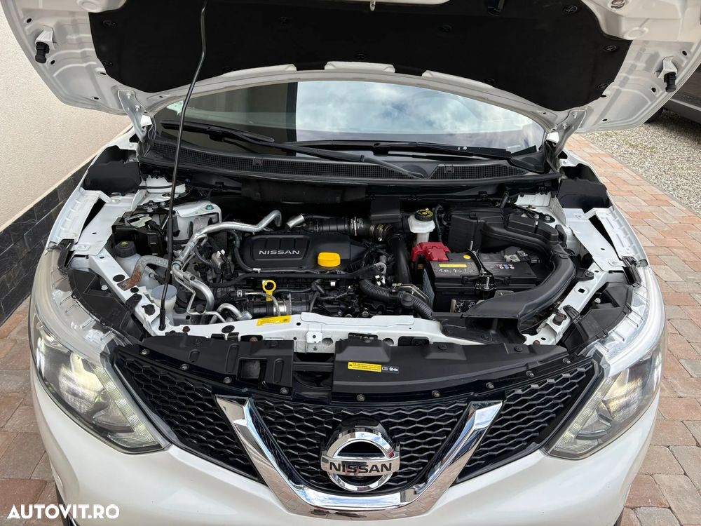 Nissan Qashqai 1.6 DCI 4 x 4 DPF tekna - 19