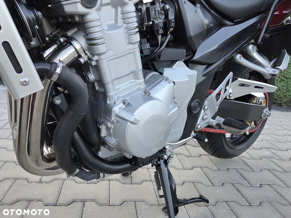 Suzuki Bandit - 29