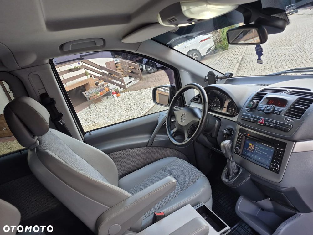 Mercedes-Benz Viano - 28