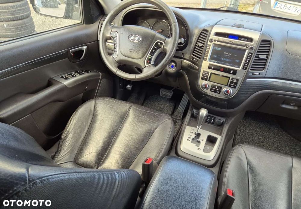 Hyundai Santa Fe - 11