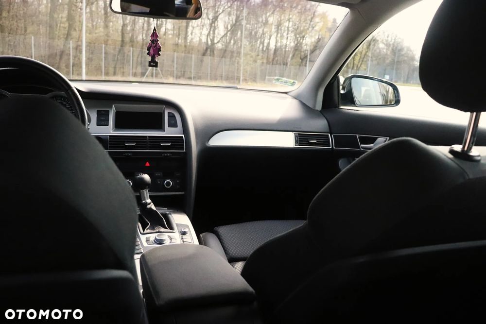 Audi A6 Avant 2.0 TDI - 22