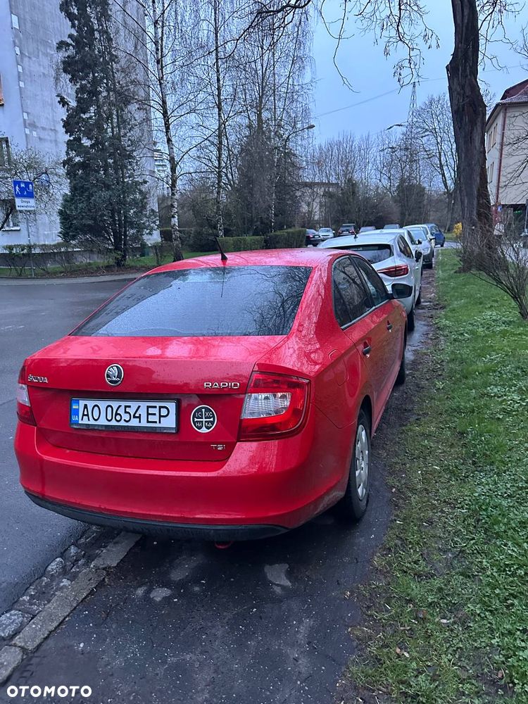 Skoda RAPID 1.2 TSI Active - 2