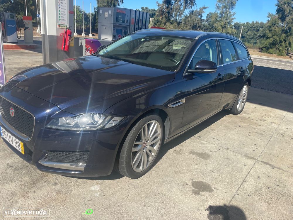 Jaguar XF Sportbrake 2.0 D Prestige AWD Aut. - 2